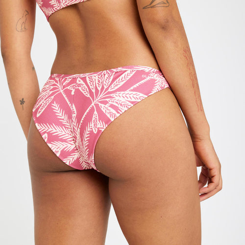 





Panty de bikini de surf estilo tanga rosa texturizado para mujer Lulu Palmer