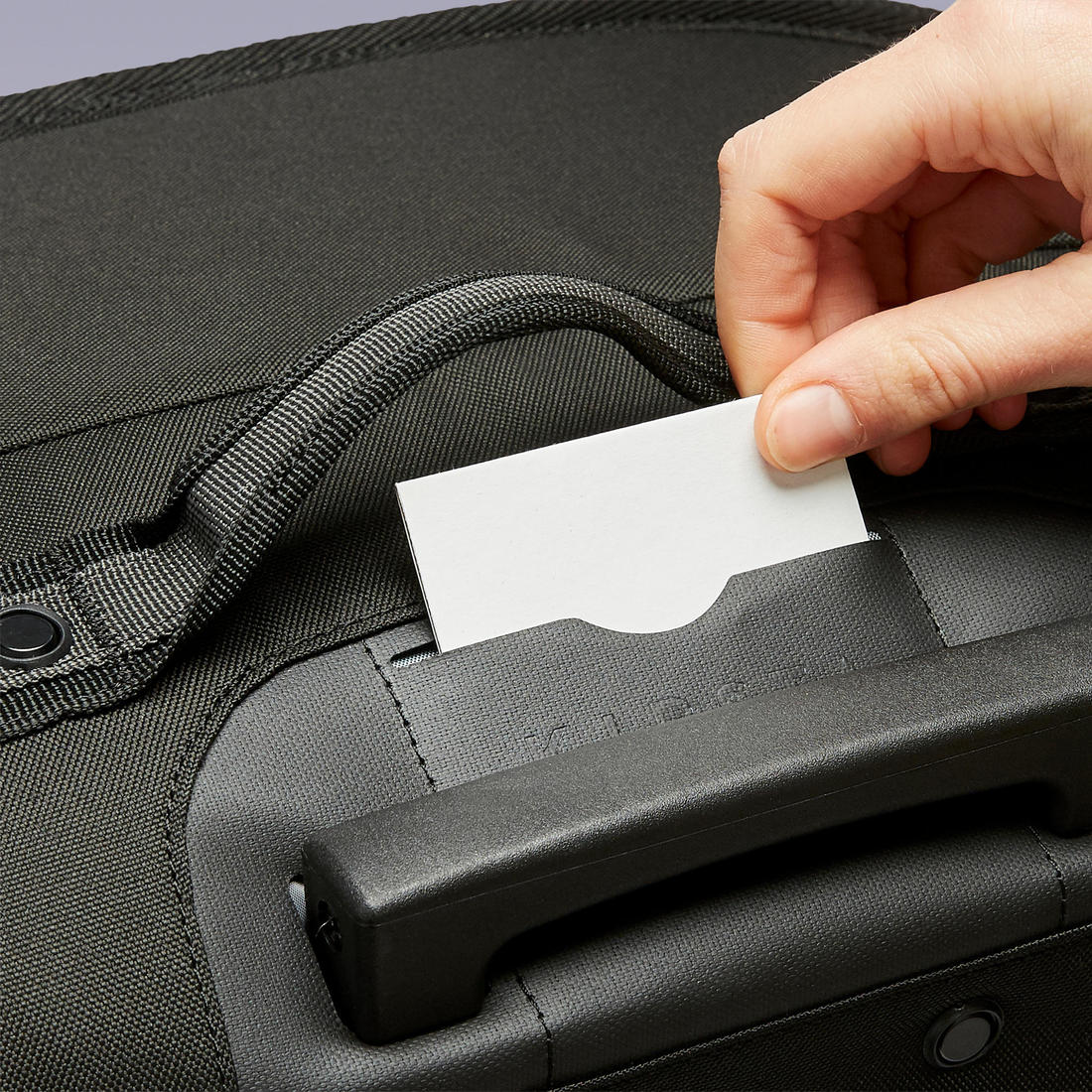 Maleta deportiva de 70 L - ESSENTIAL Negro Gris