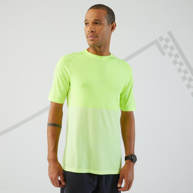 





PLAYERA RUNNING HOMBRE TRANSPIRABLE KIPRUN CARE, photo 1 of 6