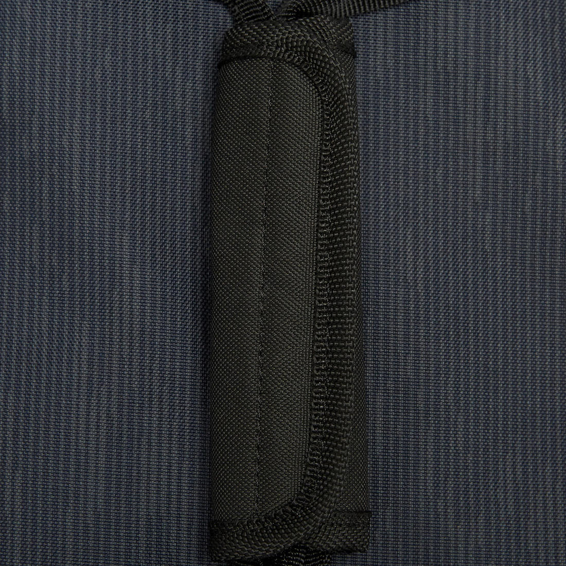 Maleta deportiva de 70 L - ESSENTIAL Negro Gris