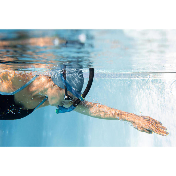 Cómo entrenar con el tubo frontal en natación